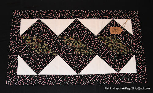 Holiday table runner