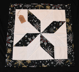 Holiday table runner